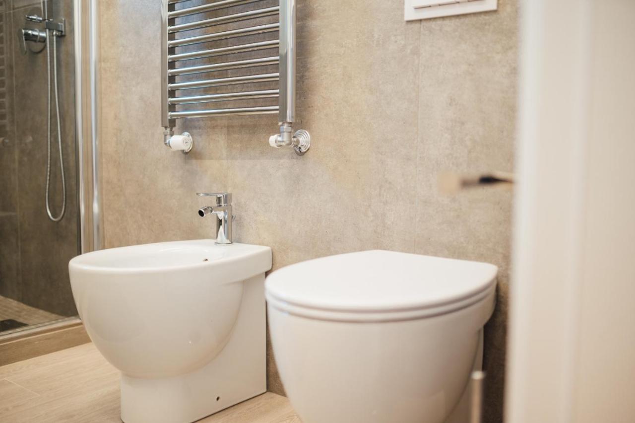 Grey House Guest House Luxury Латина Екстер'єр фото