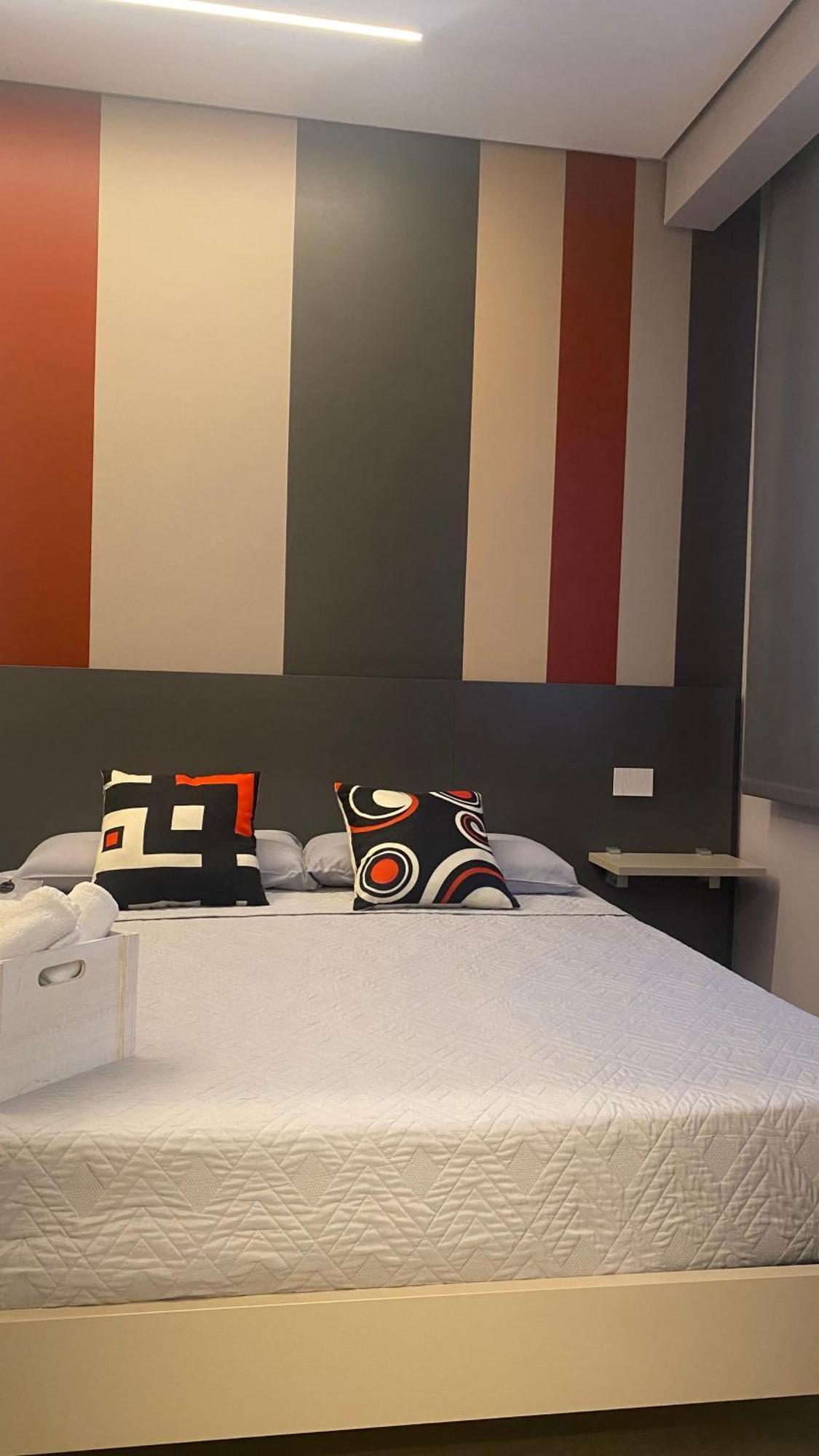 Grey House Guest House Luxury Латина Екстер'єр фото